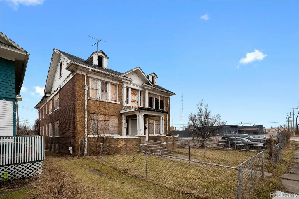 247 Midland Street Highland Park City MI 48203