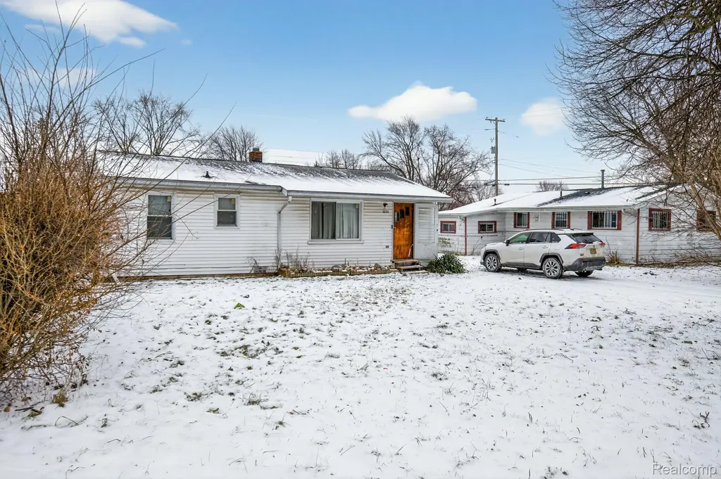 1024 S 24th Street Buena Vista Charter Township MI 48601