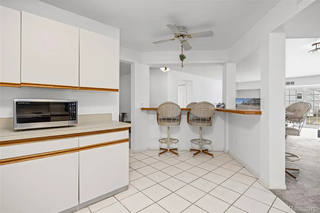 3565 Port Cove Drive Waterford Charter Township MI 48328
