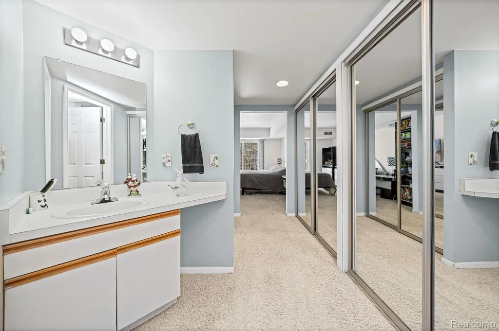 3565 Port Cove Drive Waterford Charter Township MI 48328
