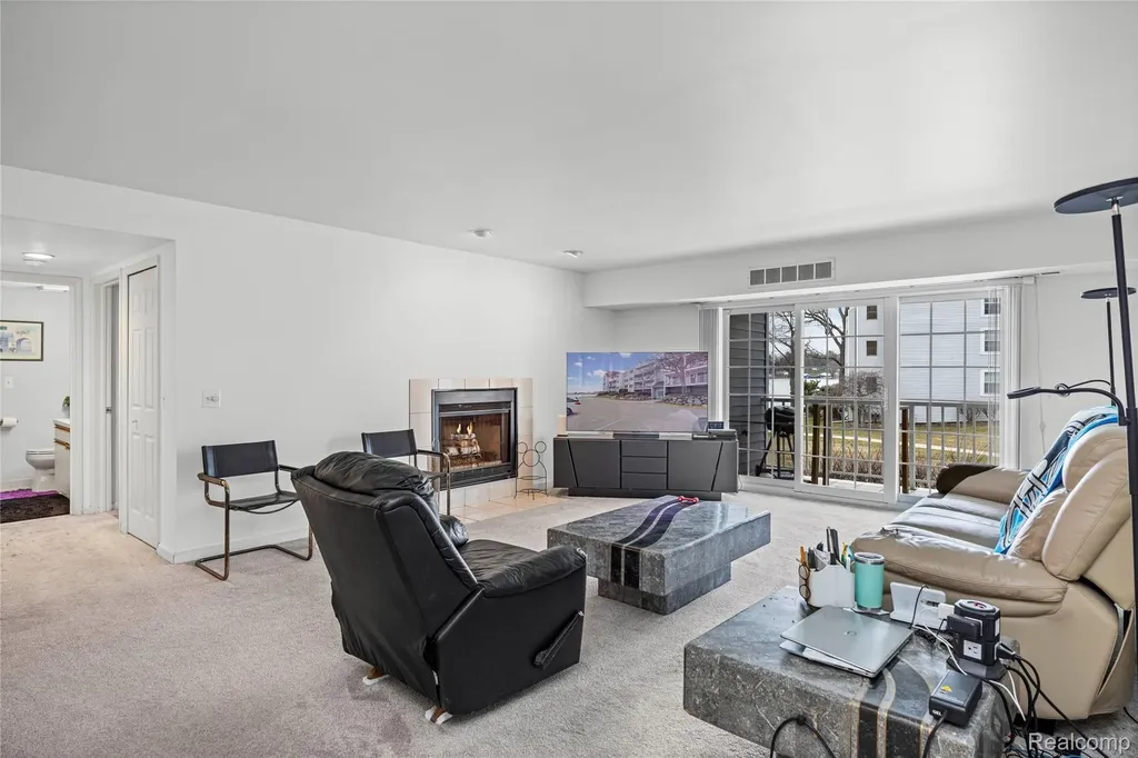 3565 Port Cove Drive Waterford Charter Township MI 48328
