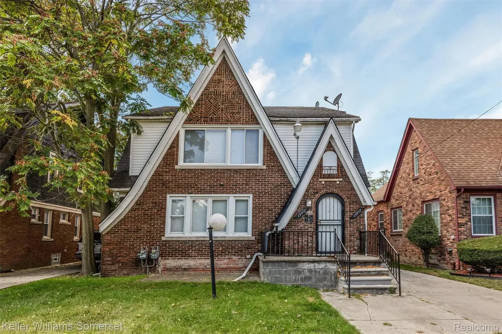 13951 Saint Marys Street Detroit City MI 48227