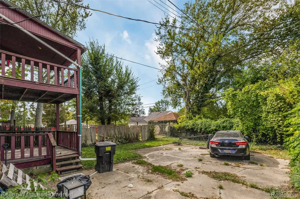 13951 Saint Marys Street Detroit City MI 48227