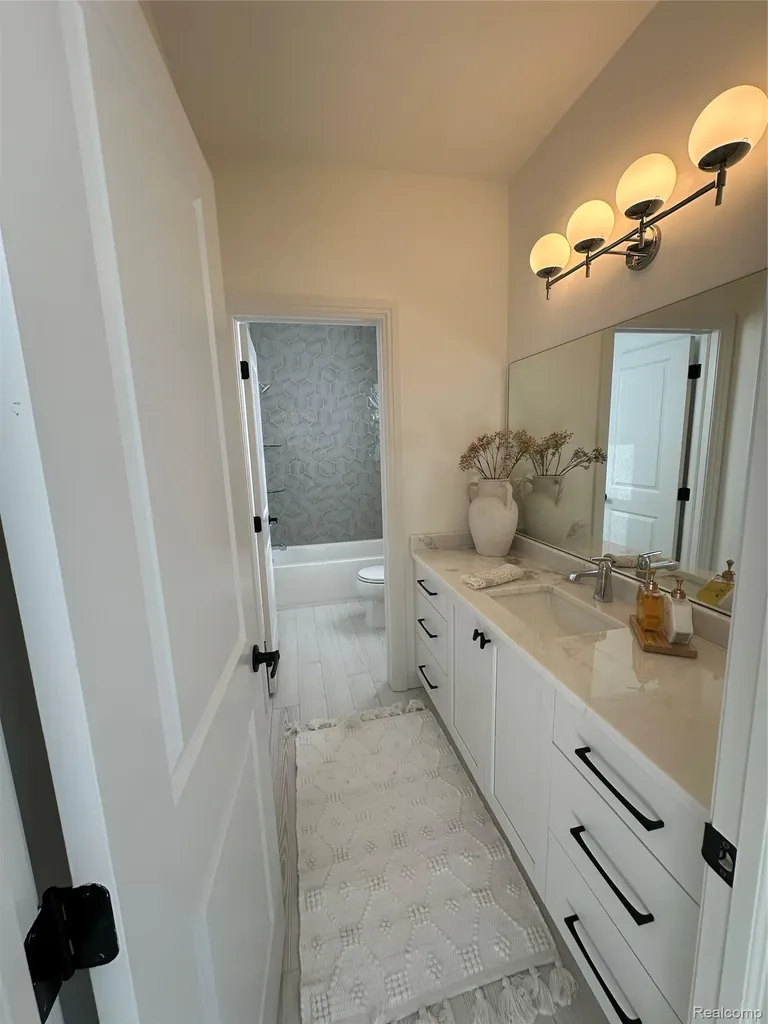 57373 Glen Forest Drive Washington Township MI 48094