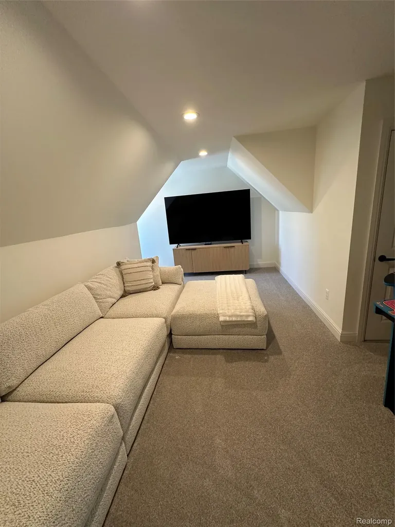 57373 Glen Forest Drive Washington Township MI 48094