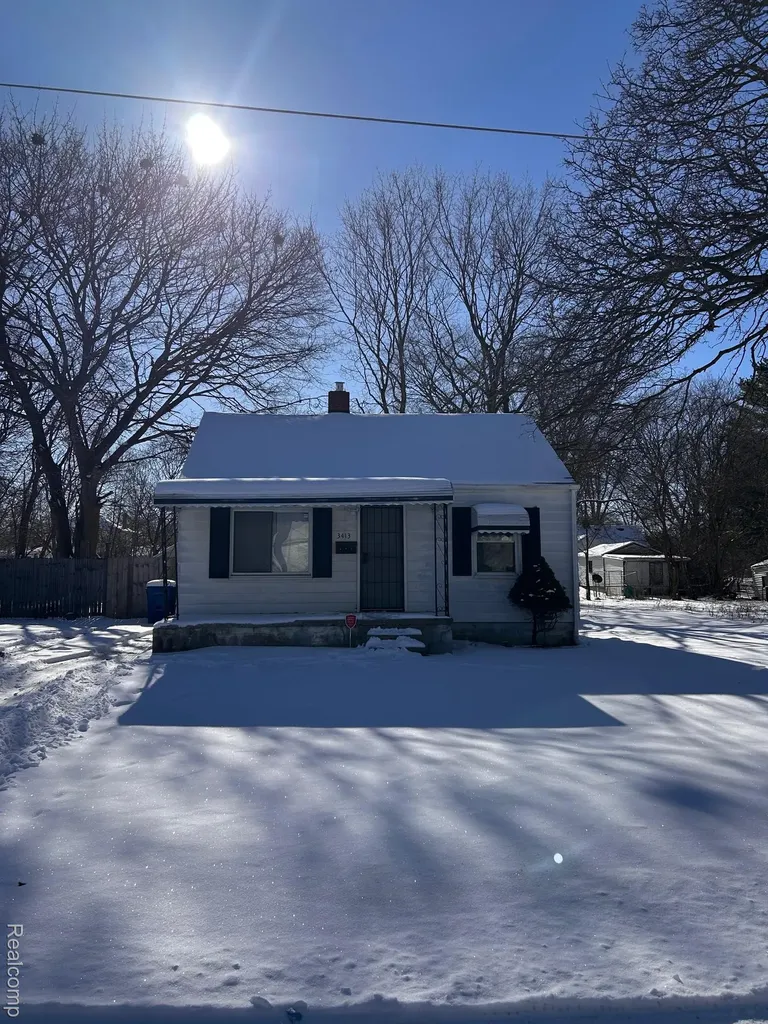 3413 Augusta Street Flint City MI 48503