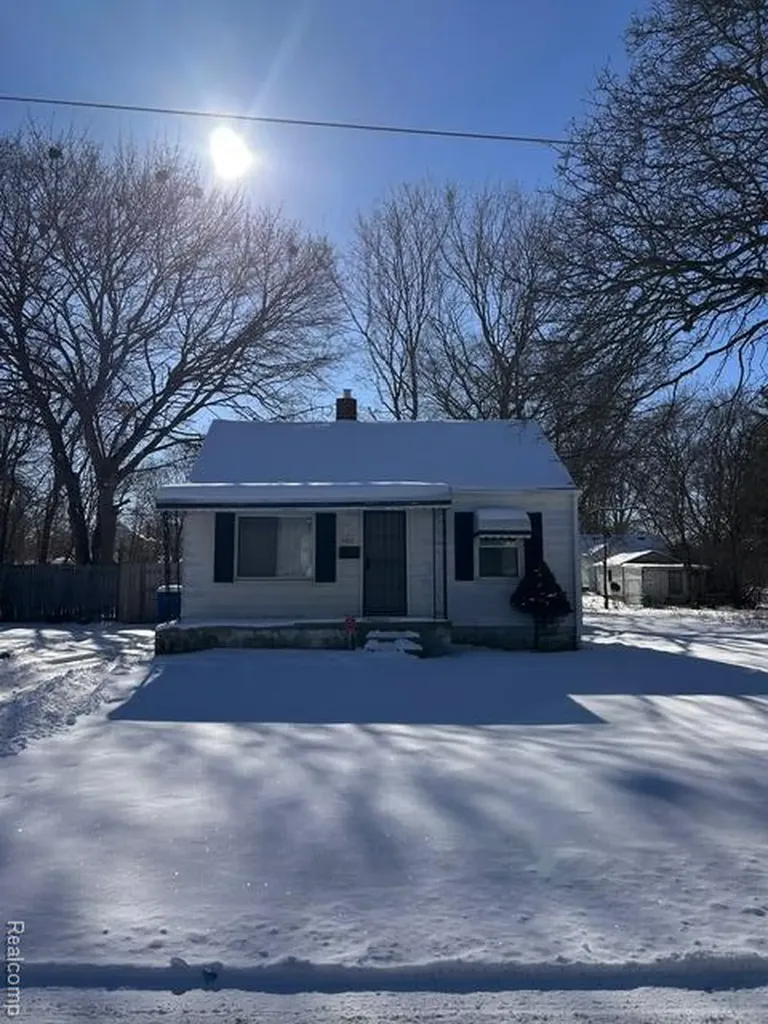 3413 Augusta Street Flint City MI 48503