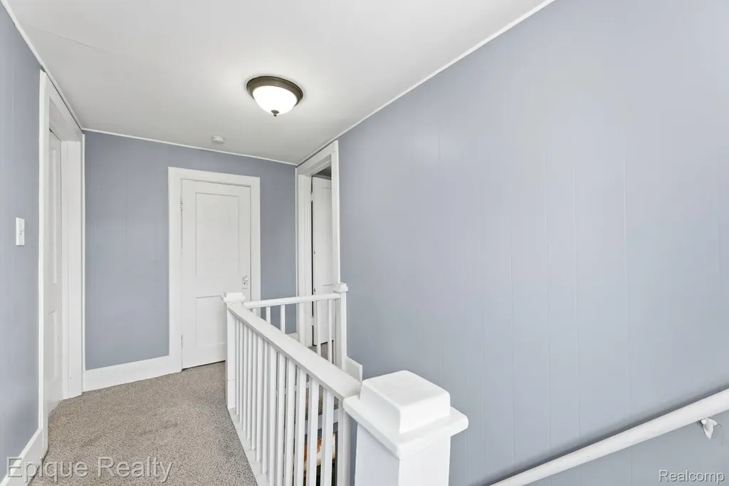 749 16th Street Port Huron City MI 48060
