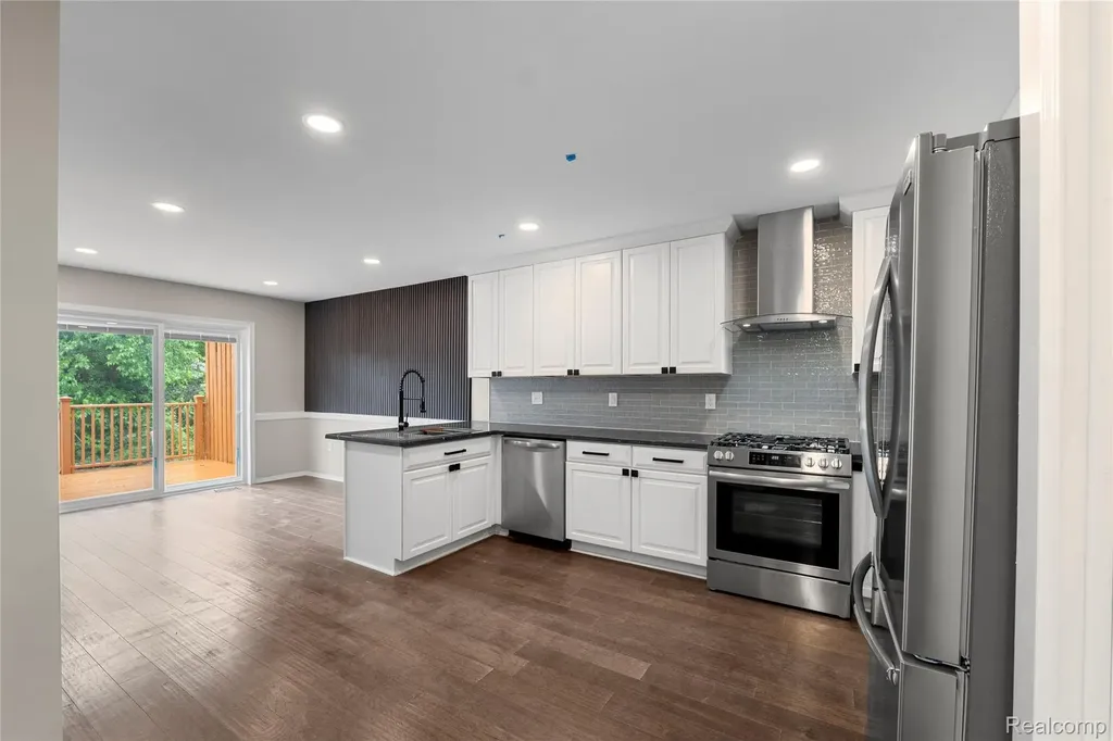 24790 Ashley Court Redford Charter Township MI 48239