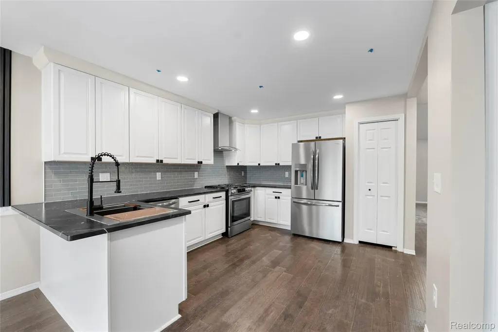 24790 Ashley Court Redford Charter Township MI 48239