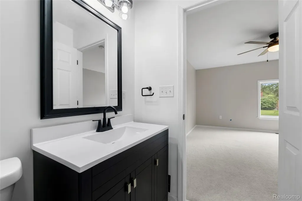 24790 Ashley Court Redford Charter Township MI 48239