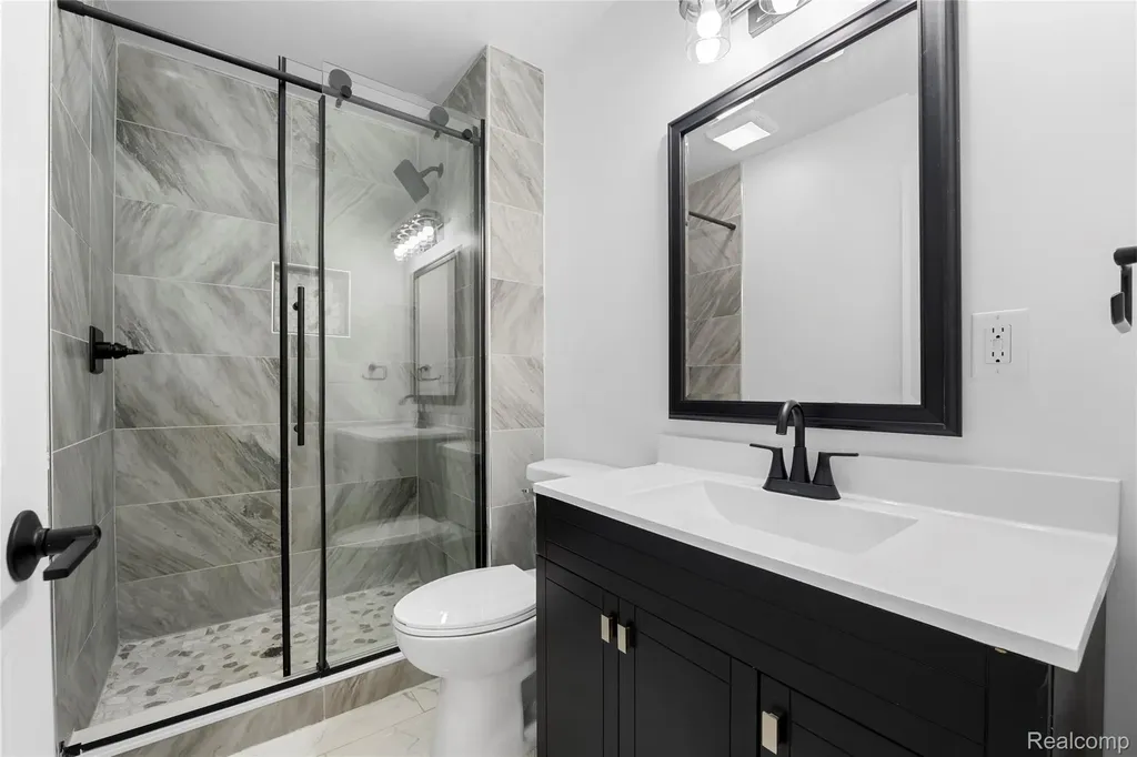 24790 Ashley Court Redford Charter Township MI 48239