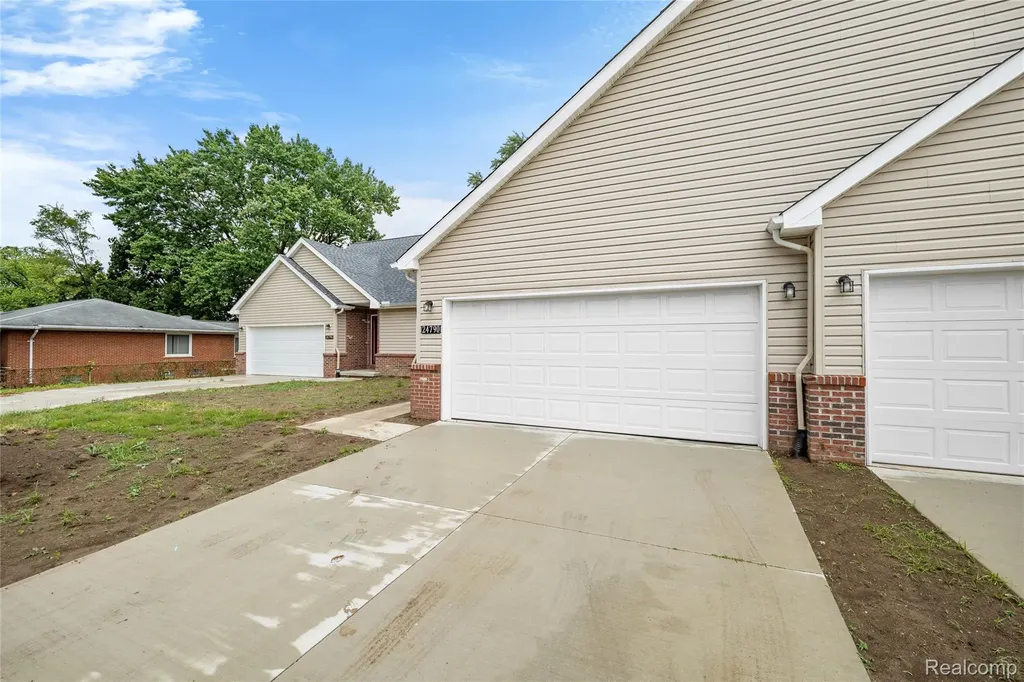 24790 Ashley Court Redford Charter Township MI 48239