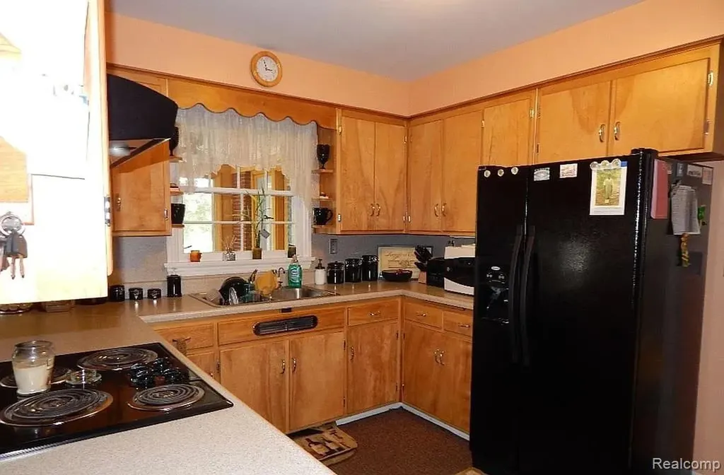 101 Cottage Sturgis City MI 49091
