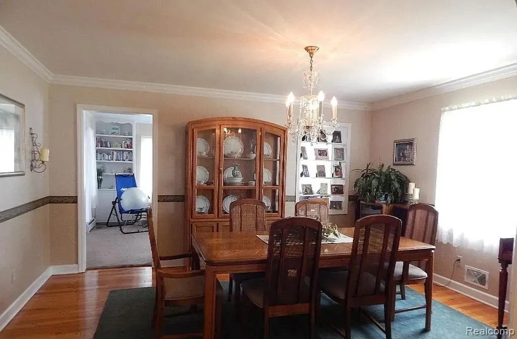 101 Cottage Sturgis City MI 49091