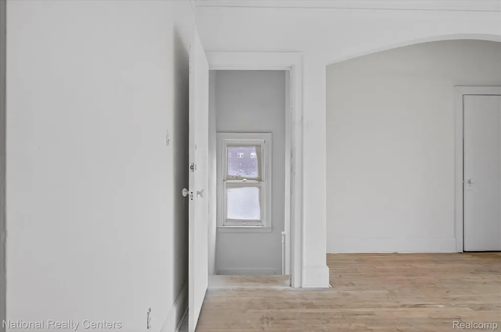 3351 W Grand Street Detroit City MI 48238