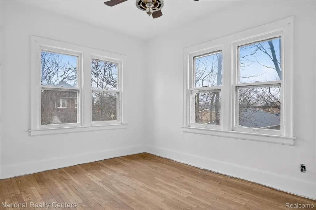 3351 W Grand Street Detroit City MI 48238