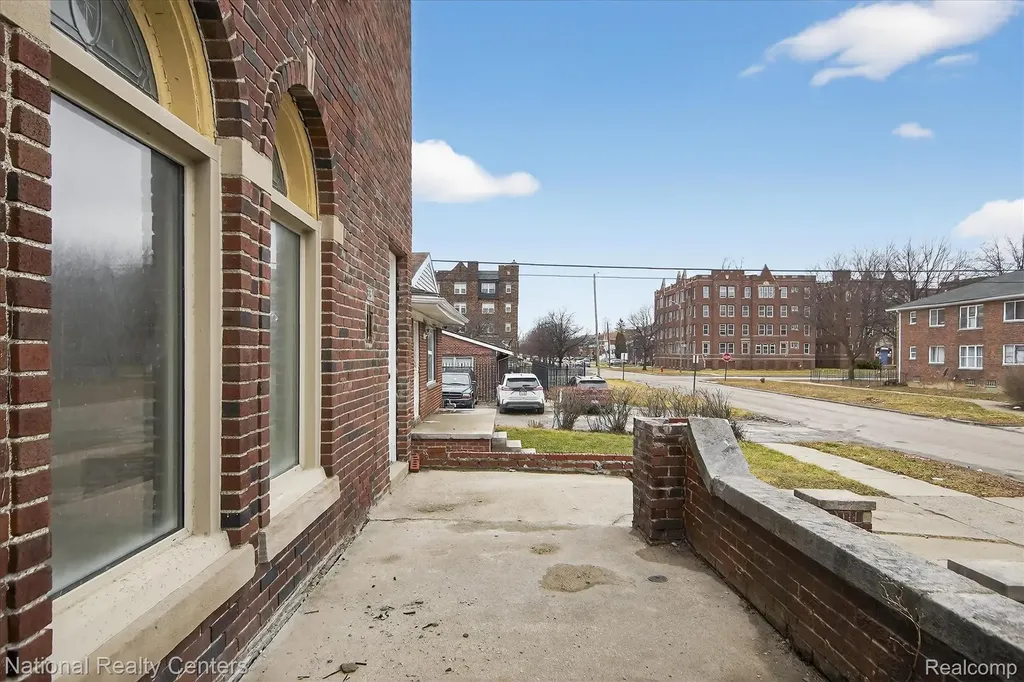 3351 W Grand Street Detroit City MI 48238