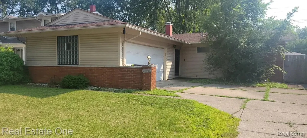 20120 Salisbury Street St. Clair Shores City MI 48080
