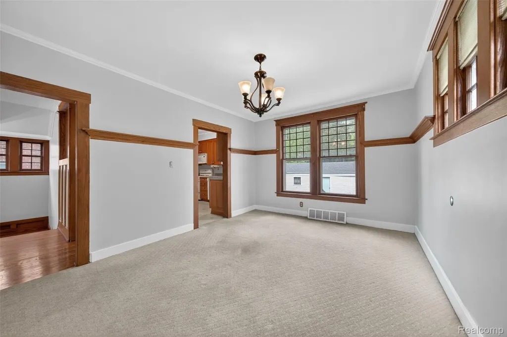 529 E Lincoln Avenue Royal Oak City MI 48067