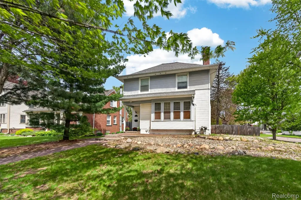 529 E Lincoln Avenue Royal Oak City MI 48067