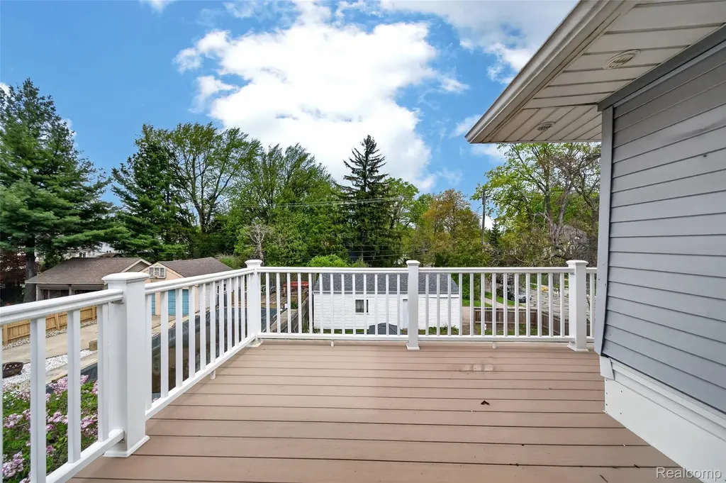 529 E Lincoln Avenue Royal Oak City MI 48067