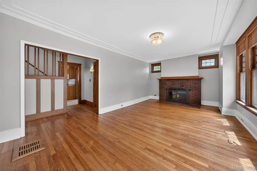 529 E Lincoln Avenue Royal Oak City MI 48067