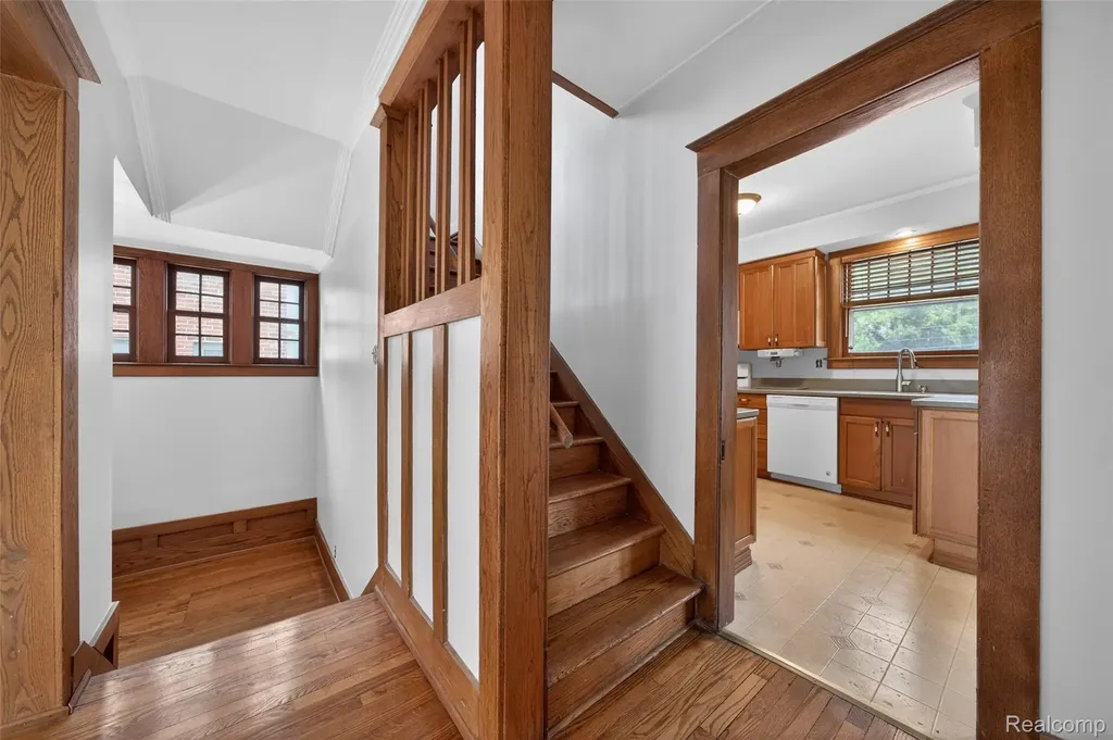 529 E Lincoln Avenue Royal Oak City MI 48067