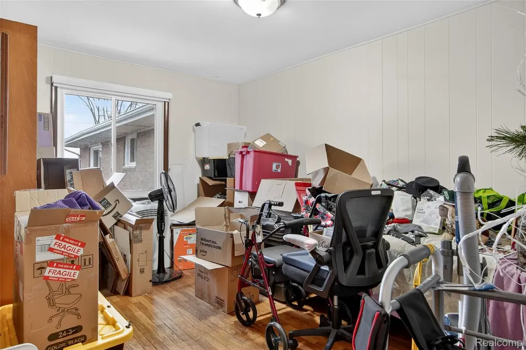 7975 Bendix Road Genoa Township MI 48114