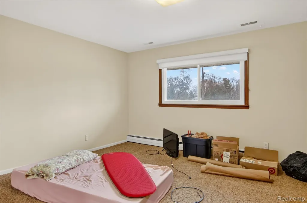 7975 Bendix Road Genoa Township MI 48114