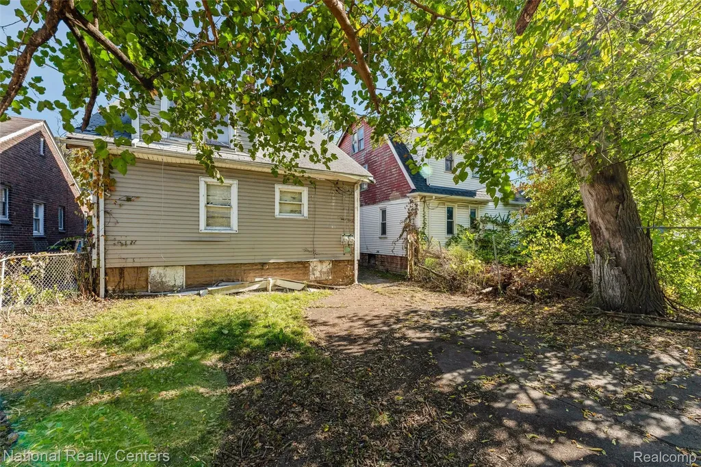 19953 Greeley Street Detroit City MI 48203
