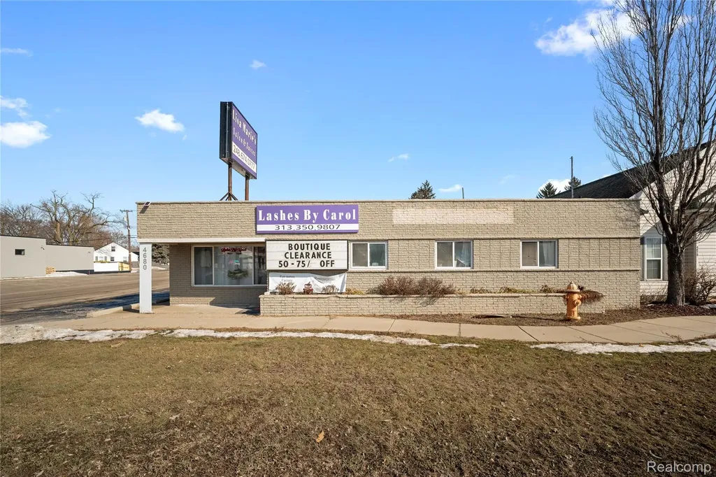 4680 Dixie Highway Waterford Charter Township MI 48329