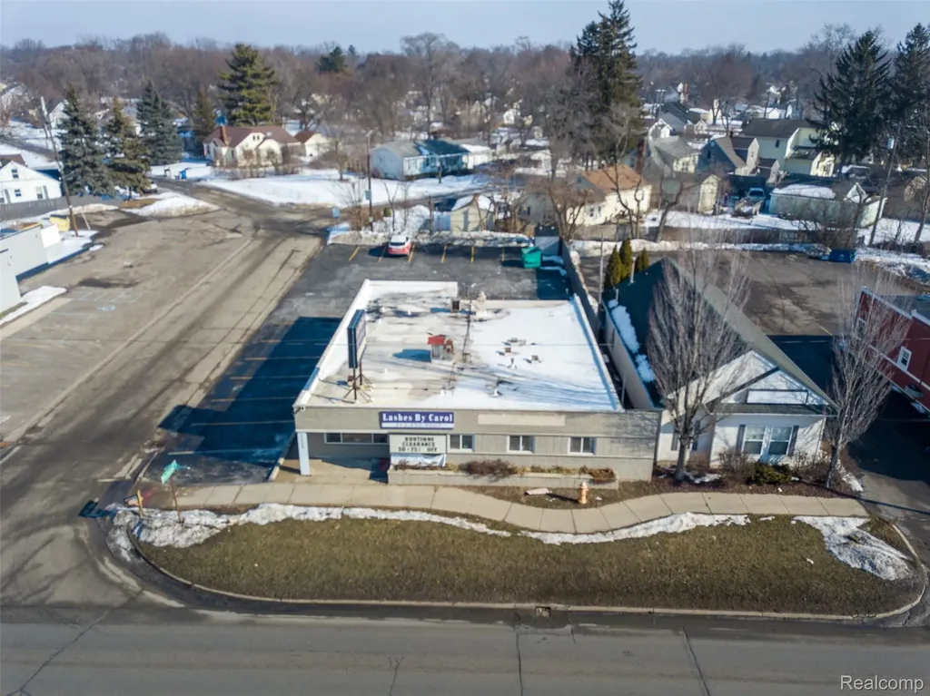 4680 Dixie Highway Waterford Charter Township MI 48329