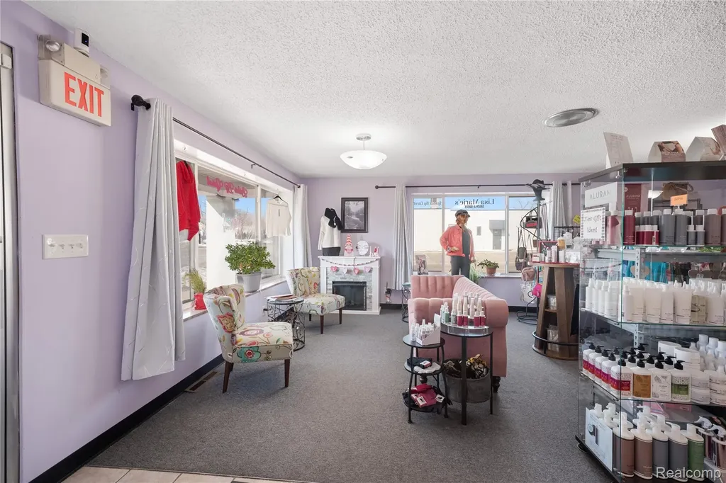 4680 Dixie Highway Waterford Charter Township MI 48329