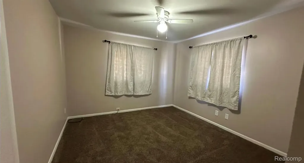 27099 Demrick Street Roseville City MI 48066