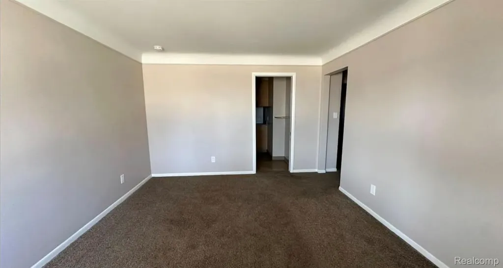 27099 Demrick Street Roseville City MI 48066