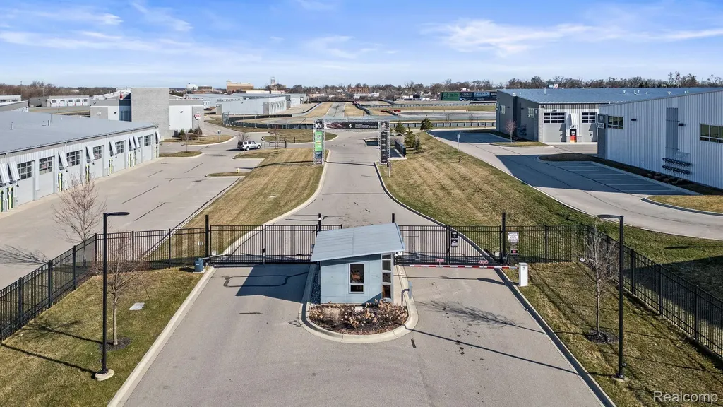 68 Pit Lane Pontiac City MI 48341
