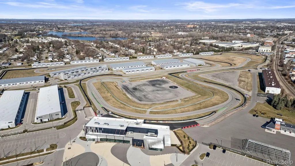 68 Pit Lane Pontiac City MI 48341