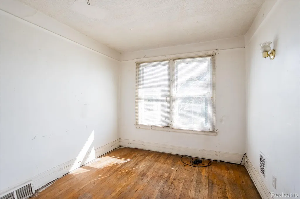 2202/2206 Lothrop Street Detroit City MI 48206