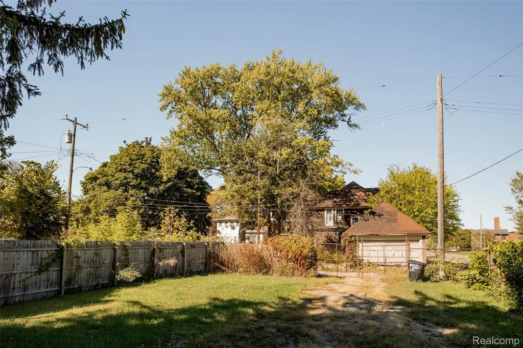 2202/2206 Lothrop Street Detroit City MI 48206