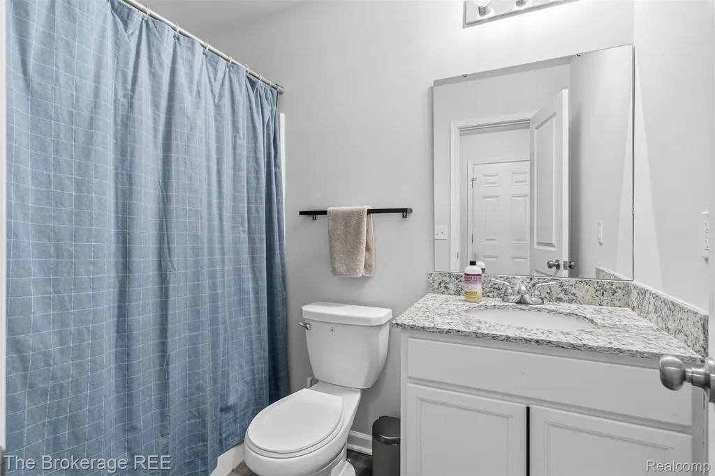 1640 Golfview Drive Superior Charter Township MI 48198