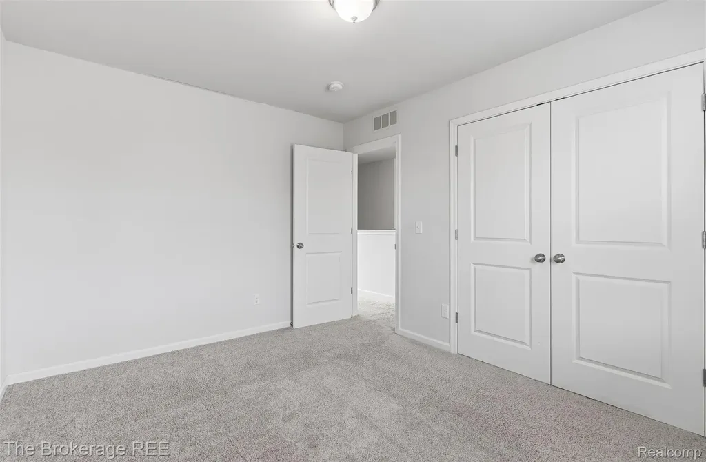 1640 Golfview Drive Superior Charter Township MI 48198
