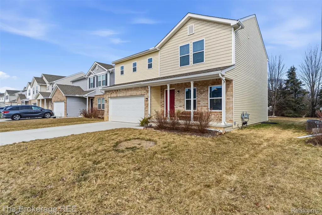1640 Golfview Drive Superior Charter Township MI 48198