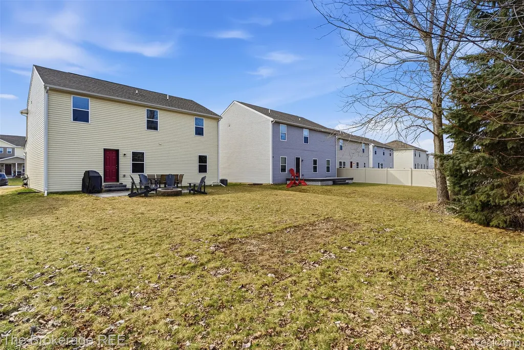 1640 Golfview Drive Superior Charter Township MI 48198