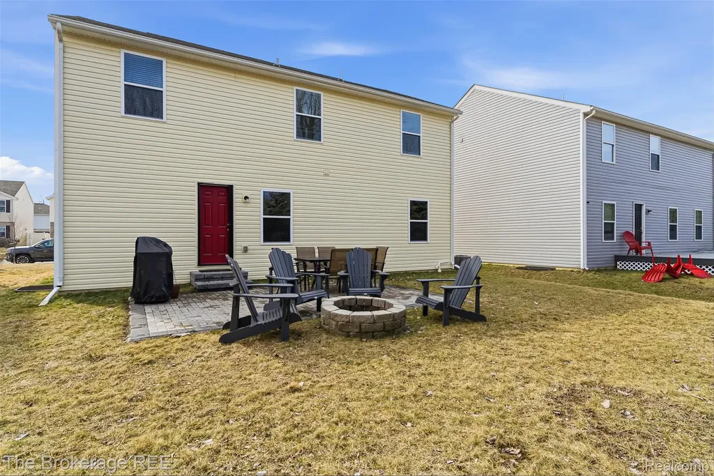 1640 Golfview Drive Superior Charter Township MI 48198