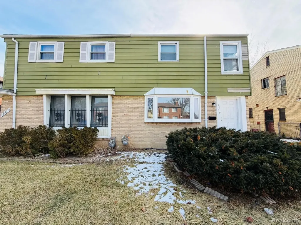1889 Ewald Circle Detroit City MI 48238