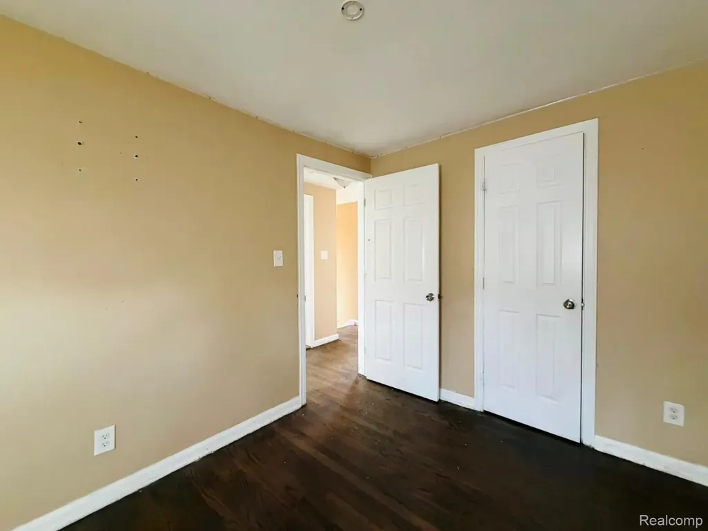 1889 Ewald Circle Detroit City MI 48238