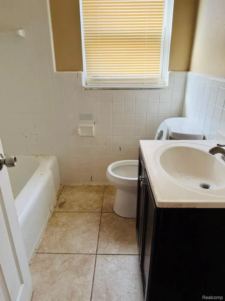 1889 Ewald Circle Detroit City MI 48238