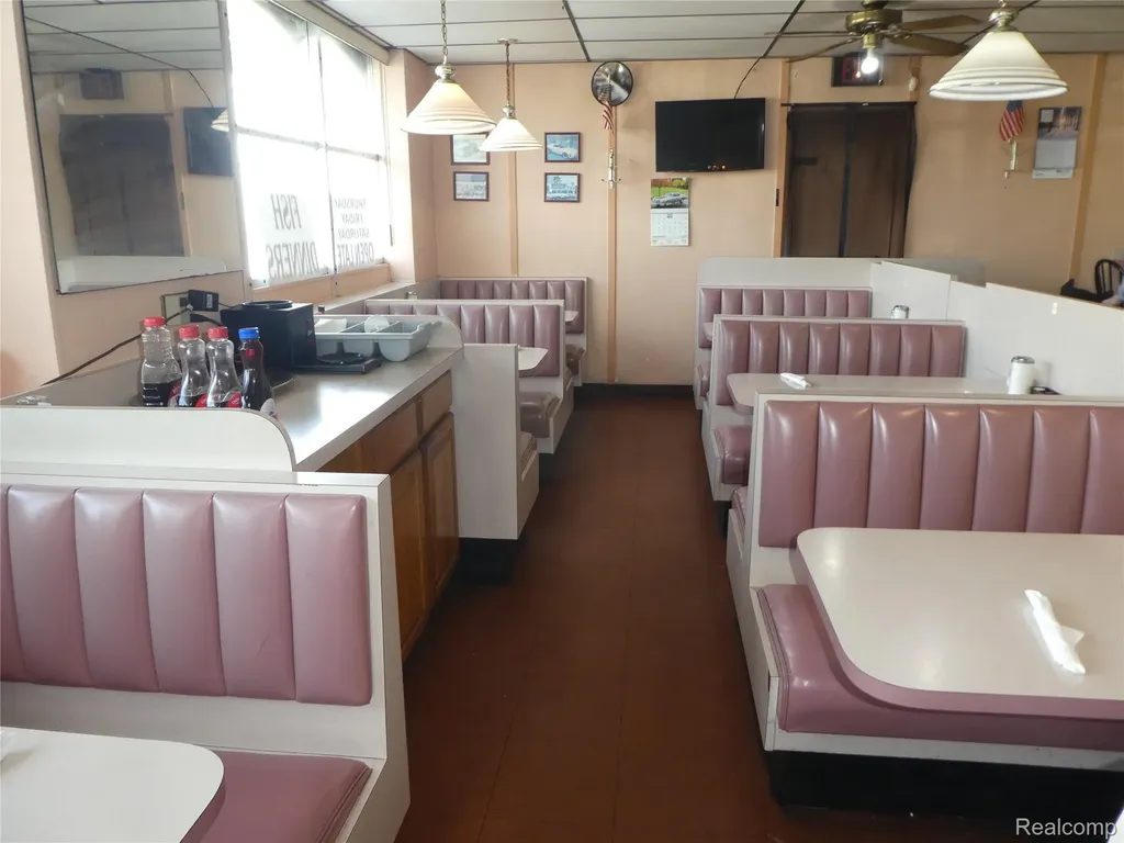 25385 5 Mile Road Redford Charter Township MI 48239