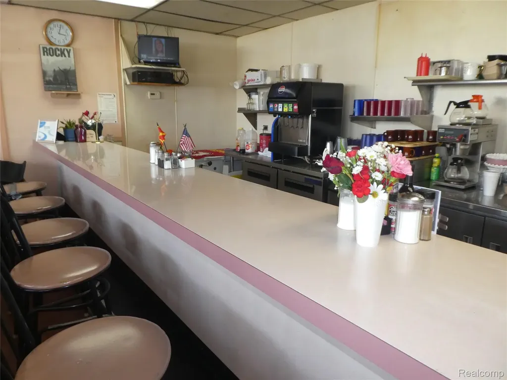 25385 5 Mile Road Redford Charter Township MI 48239